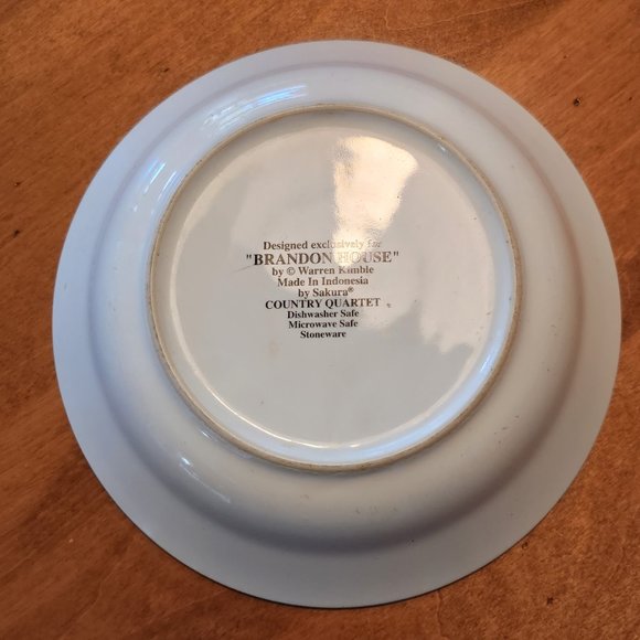 Warren Kimble Sakura Country Quartet "Chicken" Bowl 7 1/2" Diameter - Picture 2 of 5